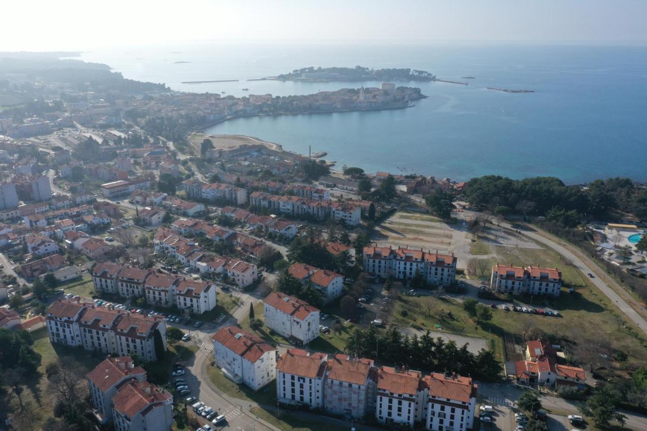 Apartman Perla Deluxe Porec Esterno foto