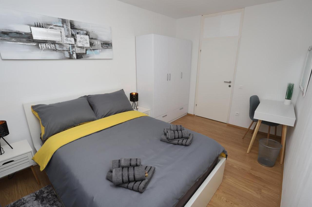 Apartman Perla Deluxe Porec Esterno foto